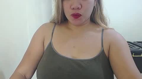 Snapshot of briana_lovexx chatting on 07-27-26, 12:06 Briana online show from 07-27-26, 12:06