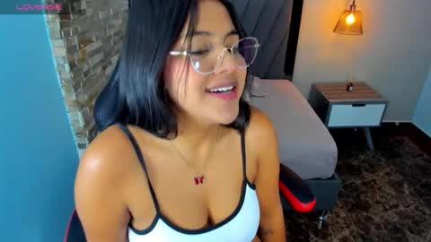 BRIANA online show from 11-06-25, 03:40