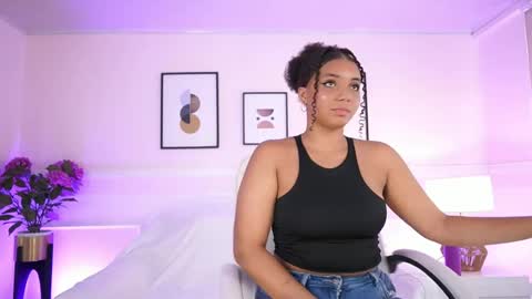 Snapshot of brianalane chatting on 04-13-26, 07:19 Briana Lane online show from 04-13-26, 07:19