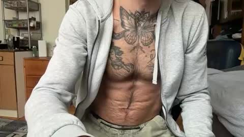 Snapshot of brianmuscle chatting on 05-28-26, 07:49 Brian online show from 05-28-26, 07:49