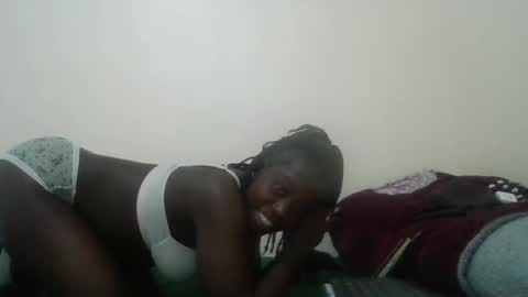 brianna254 online show from 10-08-25, 11:19