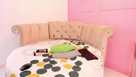 Snapshot of briannaduque chatting on 12-17-24, 03:17 Brianna online show from 12-17-24, 03:17