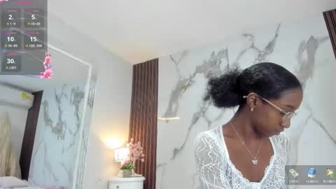 Snapshot of briannaduque chatting on 09-17-25, 08:32 Brianna online show from 09-17-25, 08:32