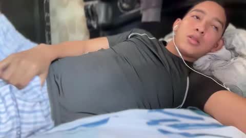 briannx_ online show from 10-25-25, 03:40