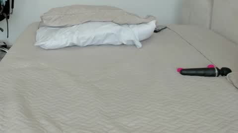    online show from 01-18-25, 08:19