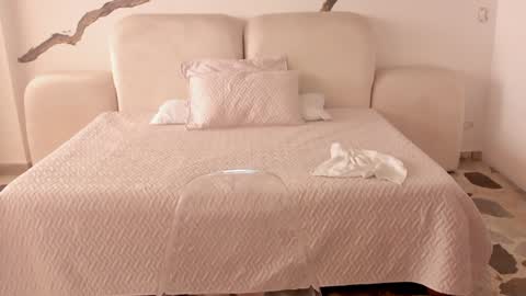    online show from 01-31-25, 07:18