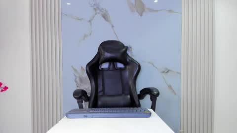    online show from 04-19-26, 12:59