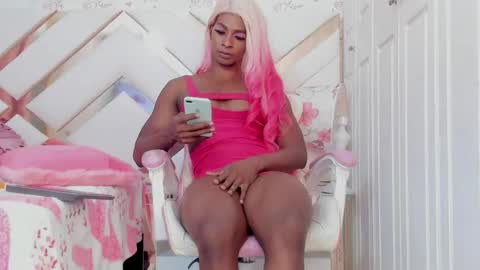 Snapshot of briggittebony chatting on 12-15-24, 06:51 BIRGGITTEBONY online show from 12-15-24, 06:51