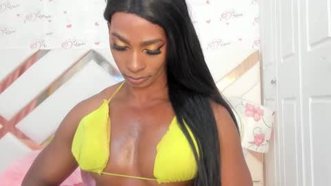 Snapshot of briggittebony chatting on 12-31-24, 06:35 BIRGGITTEBONY online show from 12-31-24, 06:35