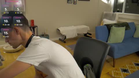 Snapshot of bright_bi chatting on 12-11-24, 01:47 bright bi online show from 12-11-24, 01:47