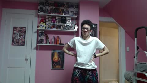 Strawberry online show from 01-19-25, 05:15