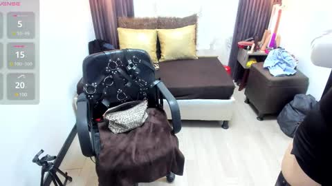 Snapshot of brigittemiller chatting on 02-21-25, 08:27 BRIGITTE online show from 02-21-25, 08:27