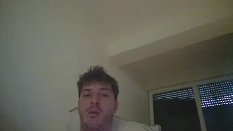 Snapshot of brii0000 chatting on 02-08-25, 01:33 brii0000 online show from 02-08-25, 01:33