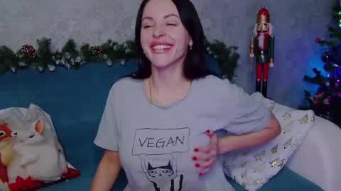 Nika online show from 01-14-26, 02:28