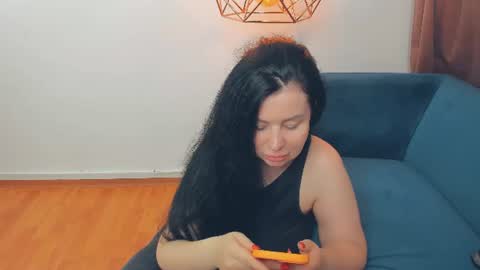 brilliantegirl_ online show from 06-25-26, 11:15