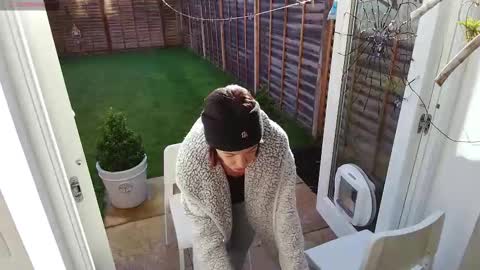 brinny_grace online show from 10-30-25, 08:27