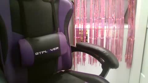 Snapshot of briny2021 chatting on 01-19-25, 02:49 Briny online show from 01-19-25, 02:49