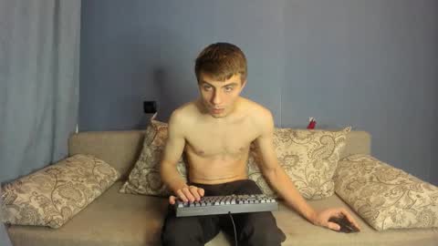 bristlebback online show from 11-14-25, 06:28