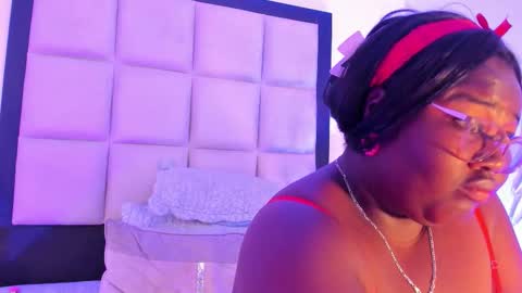 Britany jhonson online show from 11-29-25, 01:41