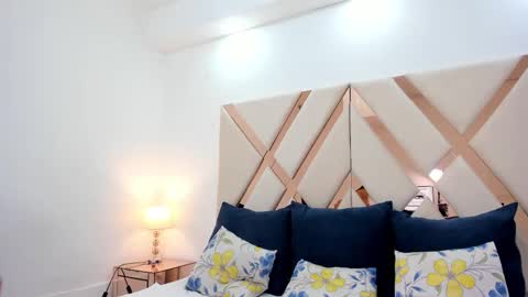 Snapshot of britannythomsom chatting on 11-07-25, 05:46 Britanny online show from 11-07-25, 05:46