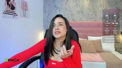 Snapshot of brithanycollins chatting on 11-08-25, 10:19 Brithany online show from 11-08-25, 10:19