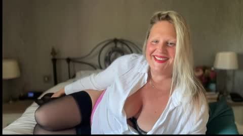 British Bella online show from 06-09-26, 02:50
