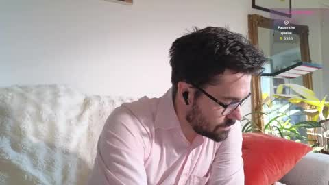 Callum online show from 05-17-26, 04:58