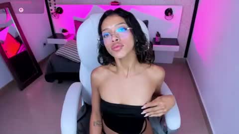 britney_collins_ online show from 06-11-26, 01:20