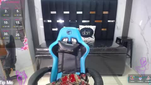 Britney  online show from 11-13-25, 02:10