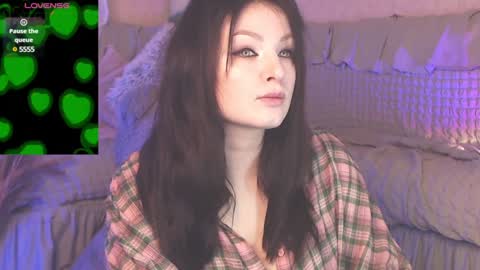 britneybarker online show from 01-18-25, 01:52
