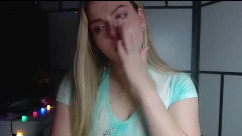 BritneyGlow online show from 12-16-24, 01:42