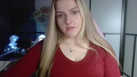 BritneyGlow online show from 12-22-24, 06:37