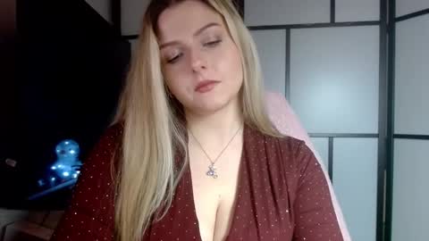 BritneyGlow online show from 12-28-24, 06:50