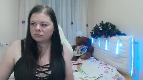 britneyraine online show from 12-17-25, 08:09