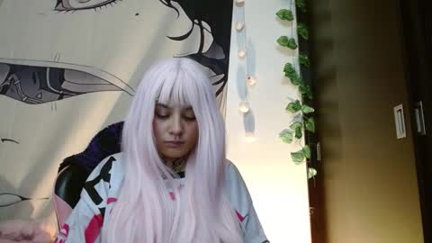 maru miaw   Please help me to reach 100 thumbs up online show from 12-20-25, 12:18