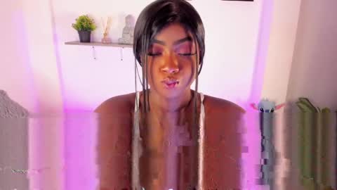 Snapshot of brittanyjhonnns chatting on 04-18-26, 05:55 brittany 25 years old happy as a worm online show from 04-18-26, 05:55