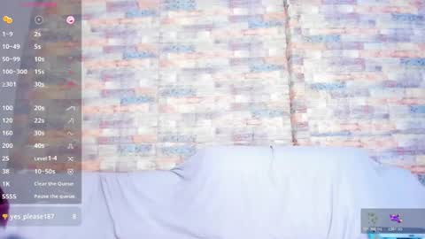 Snapshot of brizza_h033 chatting on 06-11-26, 12:32 BRISA online show from 06-11-26, 12:32
