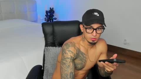 Snapshot of brody_dallas1 chatting on 04-08-26, 02:22 brody_dallas1 online show from 04-08-26, 02:22