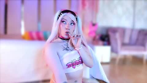     online show from 10-26-25, 02:23