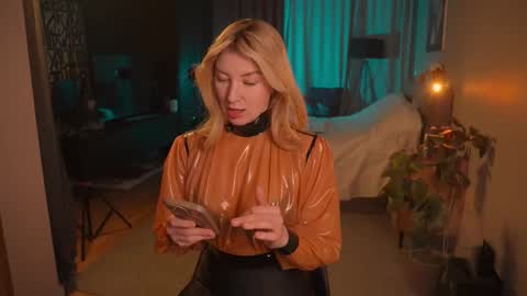 Anna online show from 12-16-25, 03:17