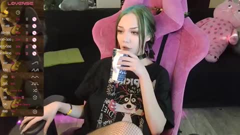 Martha online show from 02-14-25, 09:34