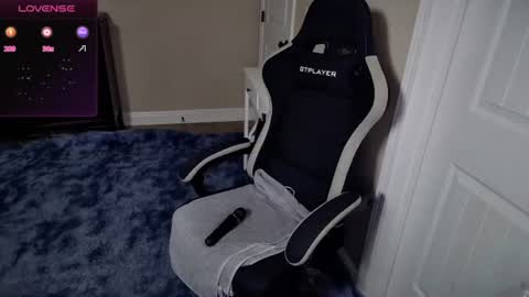 Snapshot of brookebee27 chatting on 03-08-25, 12:33 brookebee online show from 03-08-25, 12:33