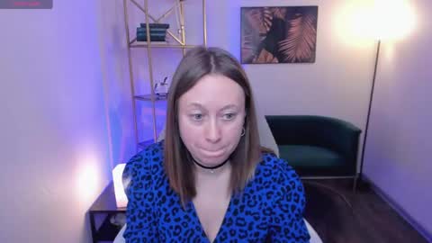 Lady Brooke online show from 04-19-26, 08:55