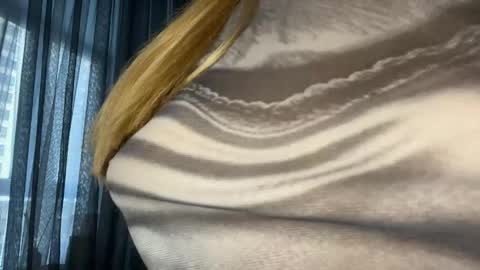 Snapshot of brookegrauman chatting on 06-07-26, 02:21 Kate online show from 06-07-26, 02:21