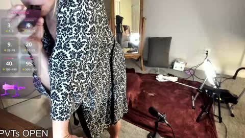 Snapshot of brooklyn_shai chatting on 09-21-25, 04:25 Brooklyn online show from 09-21-25, 04:25