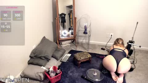 Snapshot of brooklyn_shai chatting on 10-23-25, 02:44 Brooklyn online show from 10-23-25, 02:44