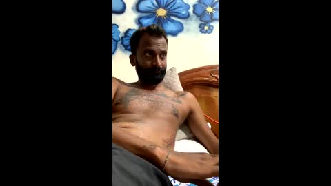 Snapshot of brownboydick111 chatting on 05-21-26, 07:04 bbc online show from 05-21-26, 07:04