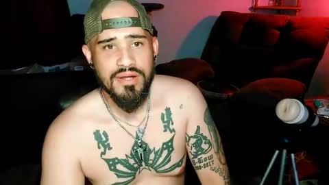 Snapshot of brownboyt chatting on 05-18-26, 12:29 brownboyt online show from 05-18-26, 12:29