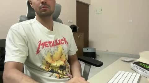 Snapshot of brownmeverick chatting on 06-08-26, 02:28 brownmeverick online show from 06-08-26, 02:28