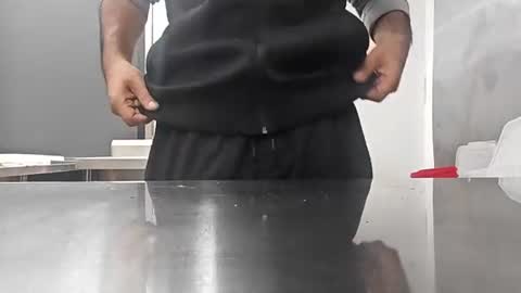 Snapshot of brownskinbull1 chatting on 06-30-26, 11:22 brownskinbull1 online show from 06-30-26, 11:22